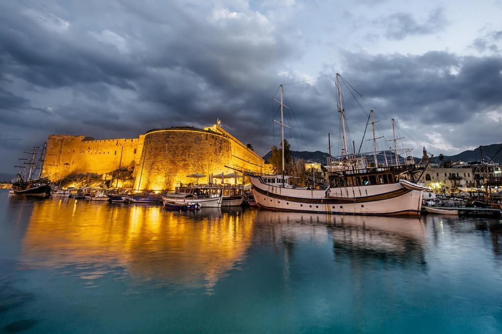 Aquamarine Luxury Residence Kyrenia  Esterno foto